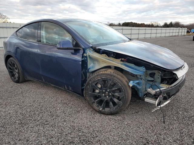 7SAYGDEE9NF481033 | 2022 TESLA MODEL Y