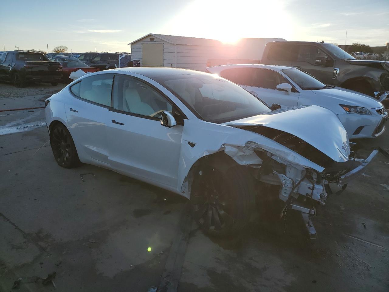 2022 Tesla Model 3 vin: 5YJ3E1EC3NF112646