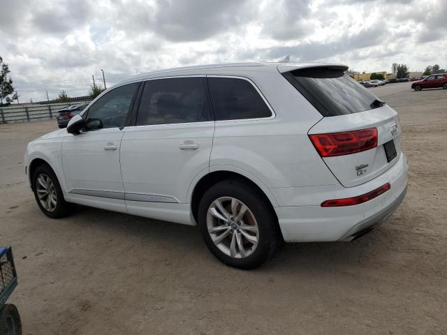 WA1LAAF76HD027268 2017 AUDI Q7, photo no. 2