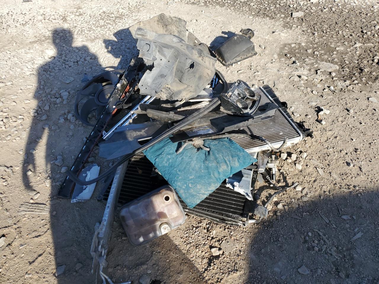 2MEFM74WX1X646296 2001 Mercury Grand Marquis Gs