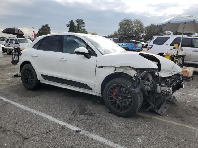 VIN WP1AG2A53HLB50795 2017 Porsche Macan, Gts no.4