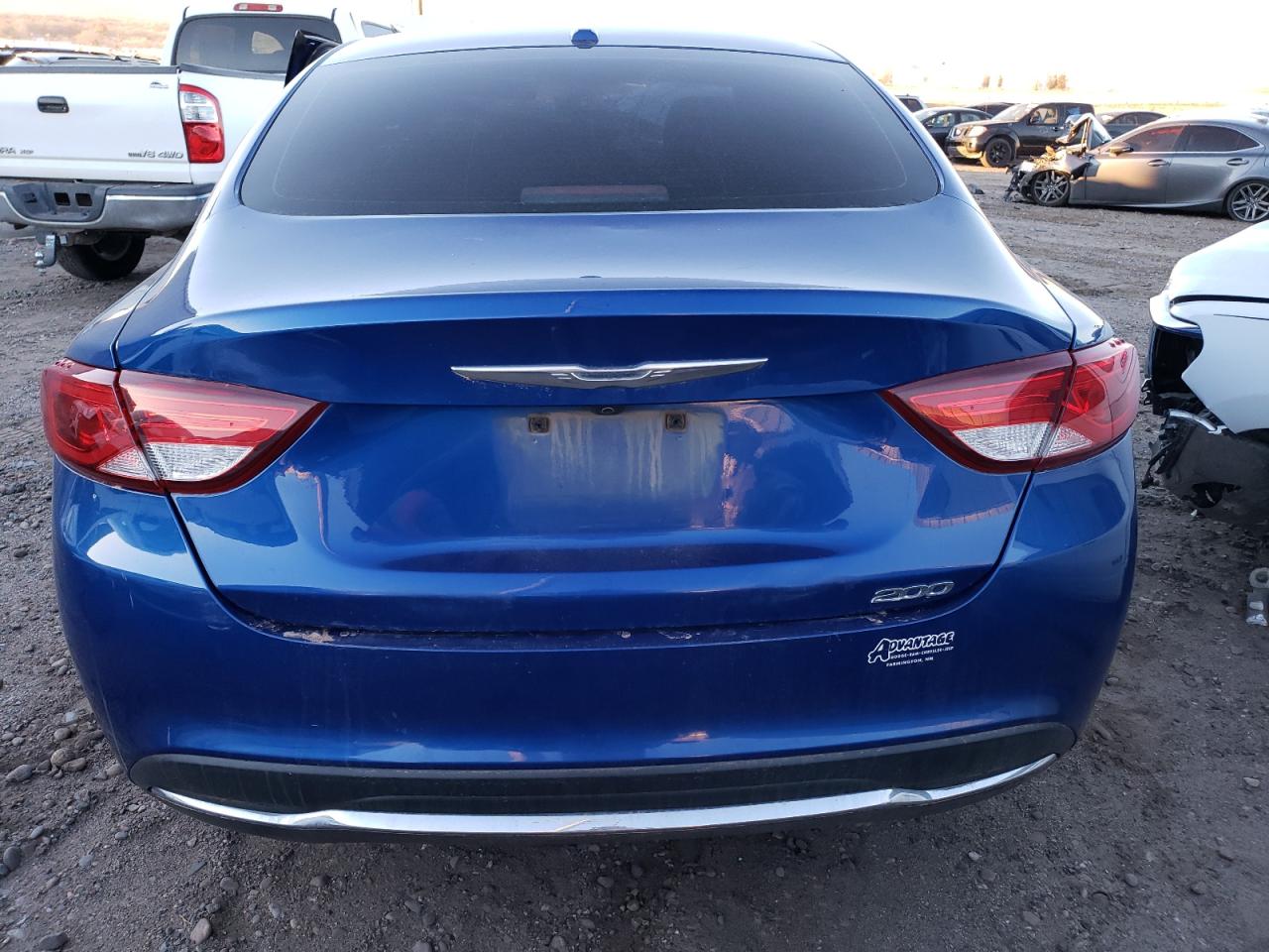 1C3CCCAB7FN716075 2015 Chrysler 200 Limited