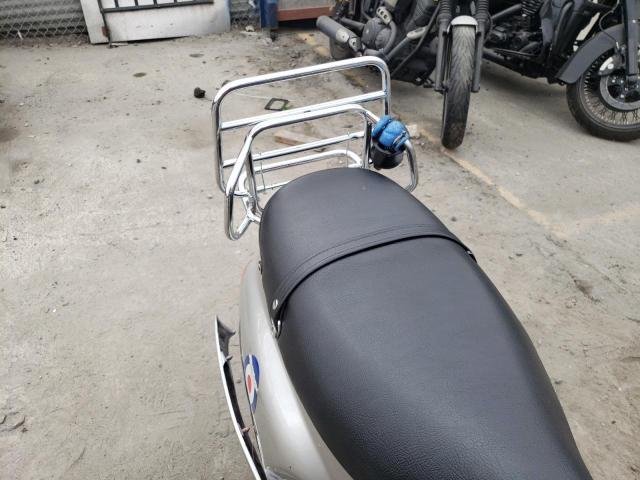 2001 VESPA SCOOTER ZAPM198F415001117