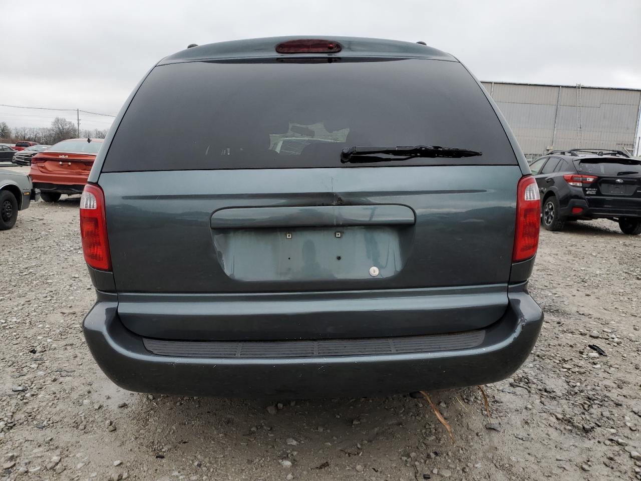 2B4GP44312R744864 2002 Dodge Grand Caravan Sport