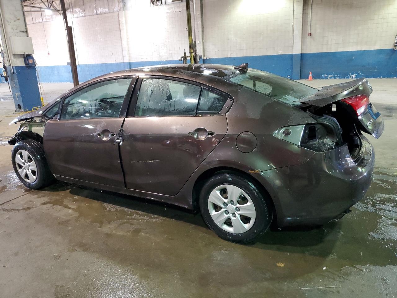 3KPFK4A7XJE175713 2018 Kia Forte Lx