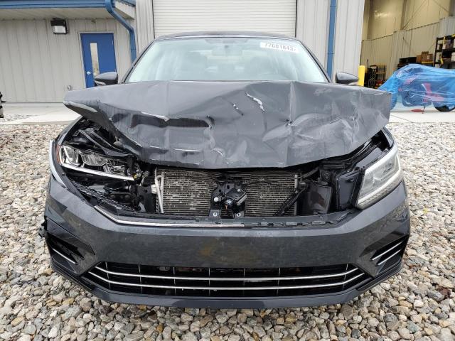 1VWDT7A39HC065804 | 2017 Volkswagen passat r-line