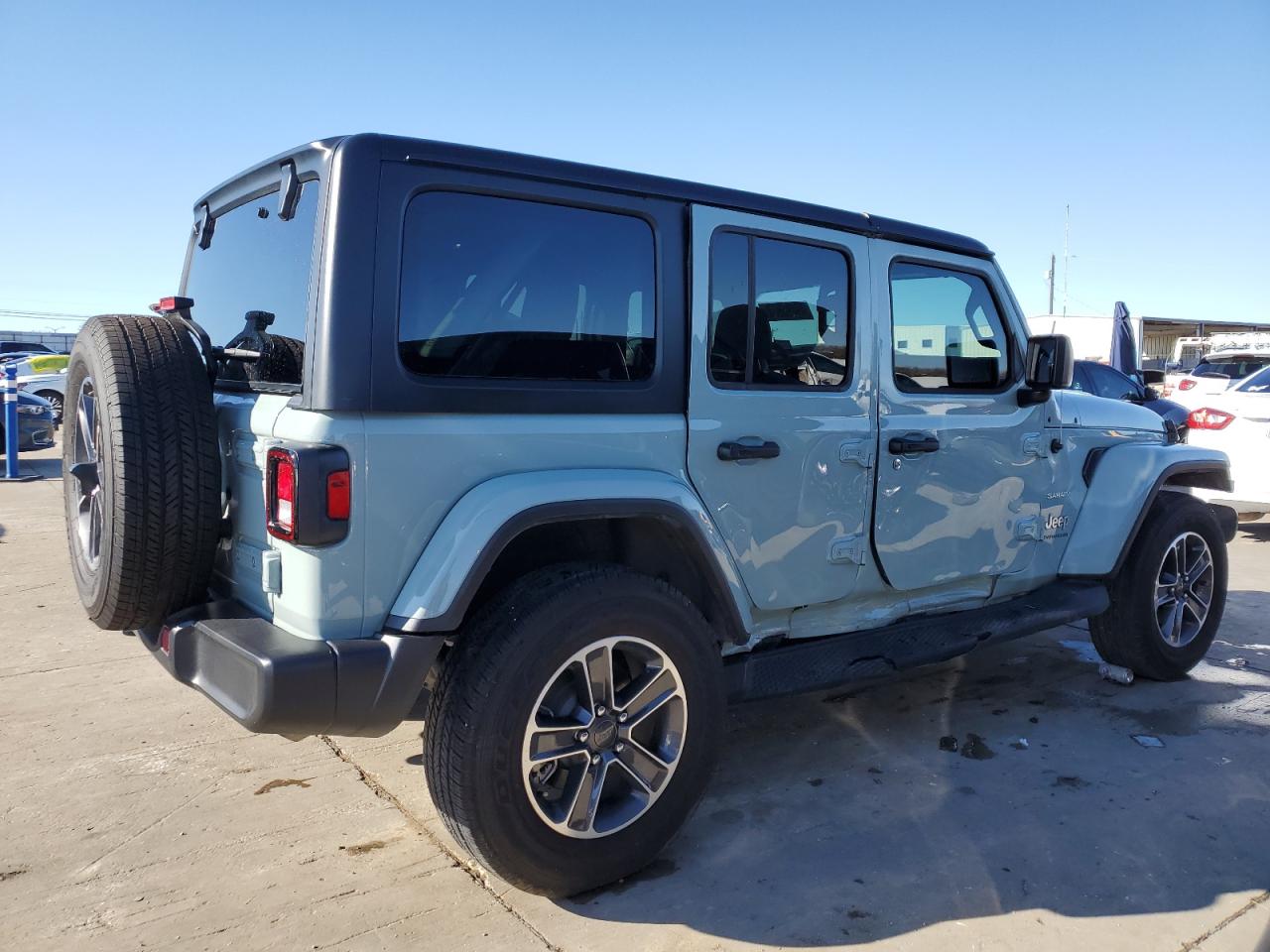 2023 Jeep Wrangler Sahara vin: 1C4HJXEG1PW681937