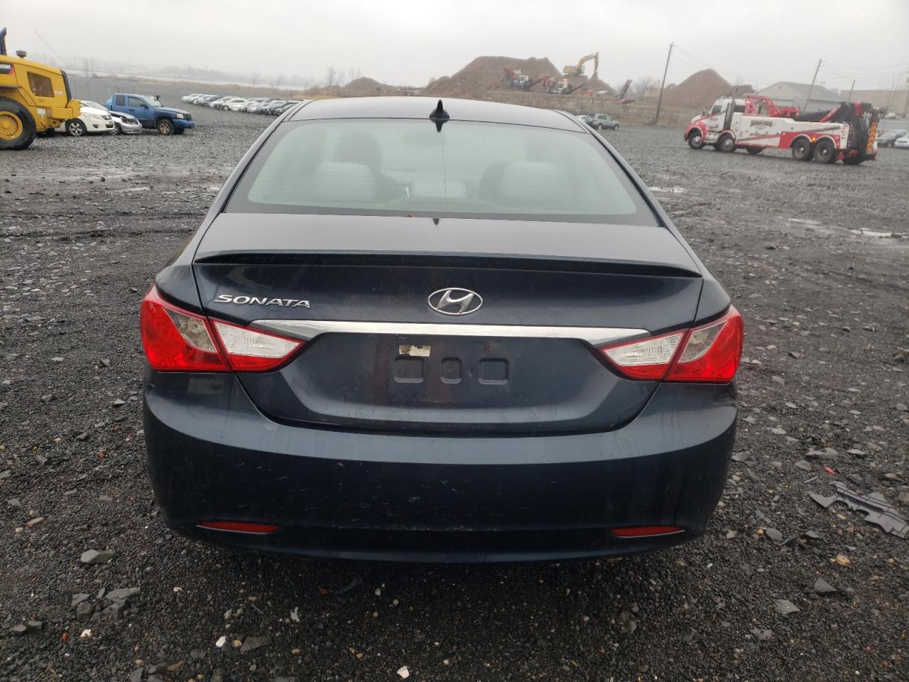 5NPEB4AC0DH564028 2013 Hyundai Sonata Gls