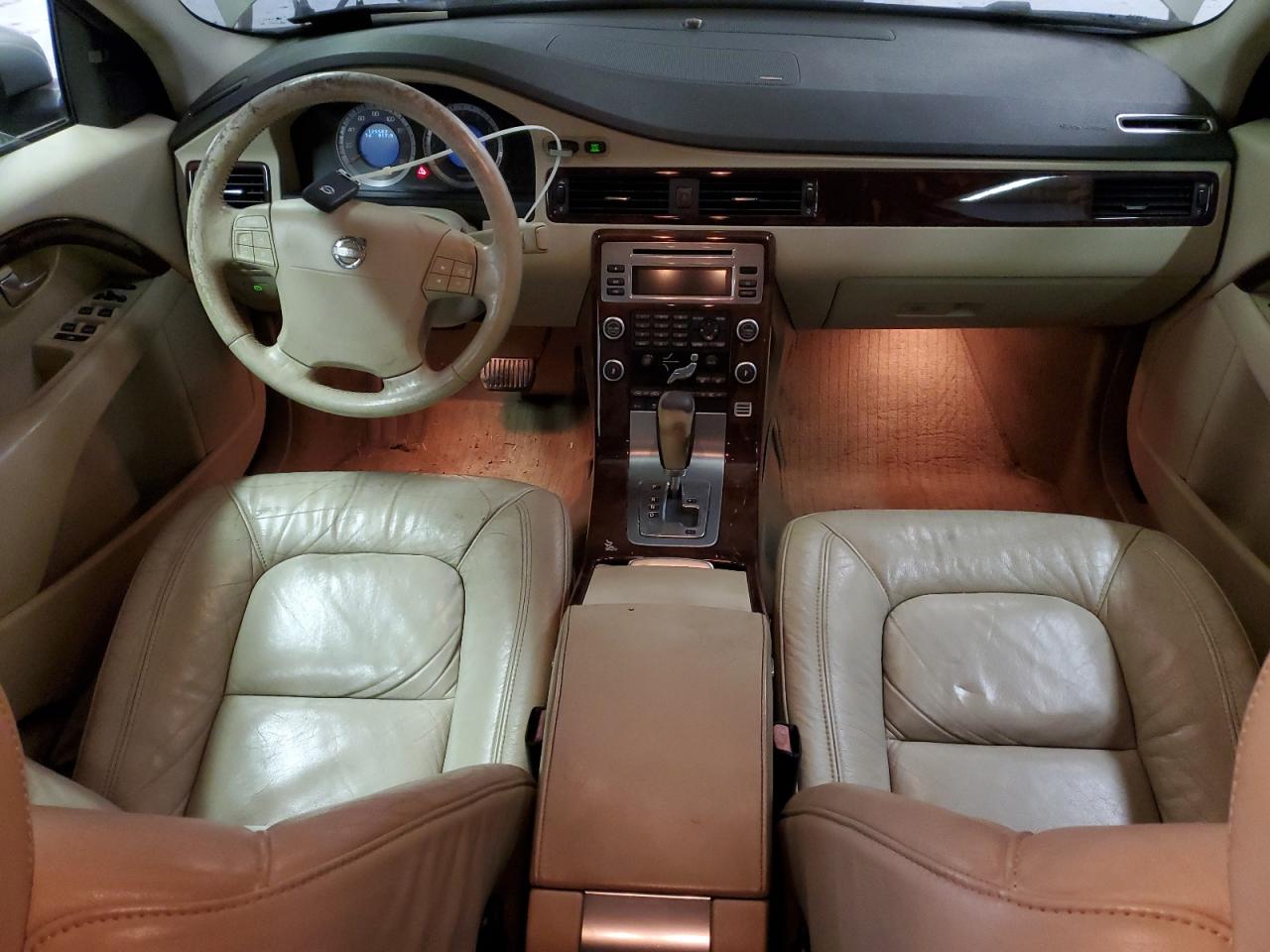 YV1AH852681076697 2008 Volvo S80 V8