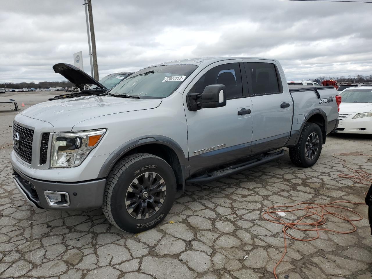 1N6AA1E58JN505748 2018 Nissan Titan Sv