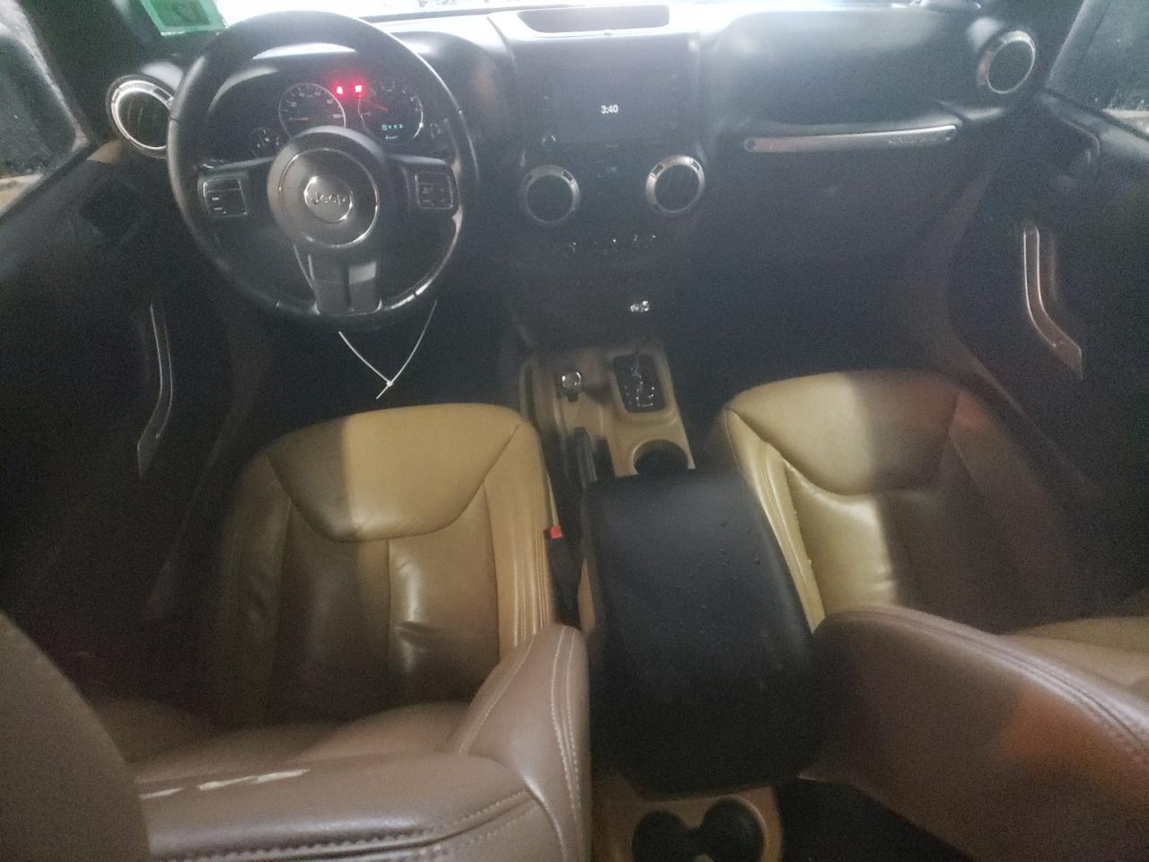 1C4BJWEG9FL728714 2015 Jeep Wrangler Unlimited Sahara