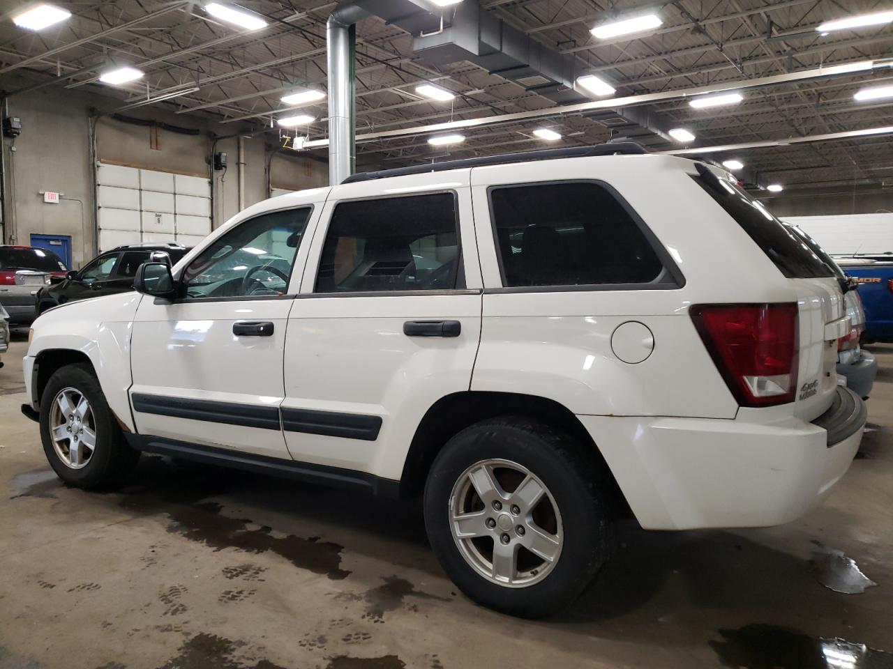 1j4gr48k86c316605 1J4GR48K86C316605 2006 Jeep Grand Cherokee Laredo