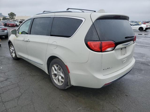 2C4RC1EG9HR585169 2017 CHRYSLER PACIFICA, photo no. 2