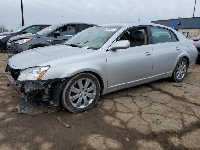 2005 Toyota Avalon XL