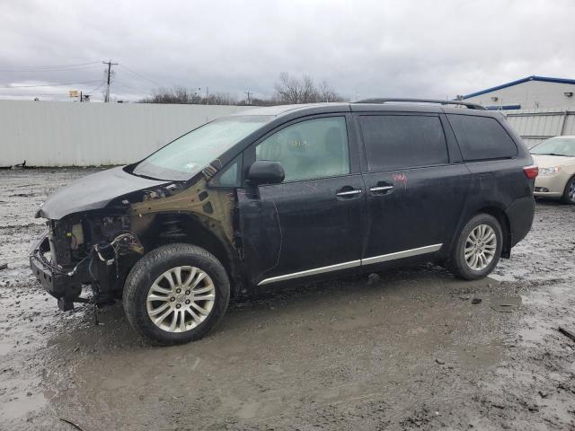 2016 Toyota Sienna XLE