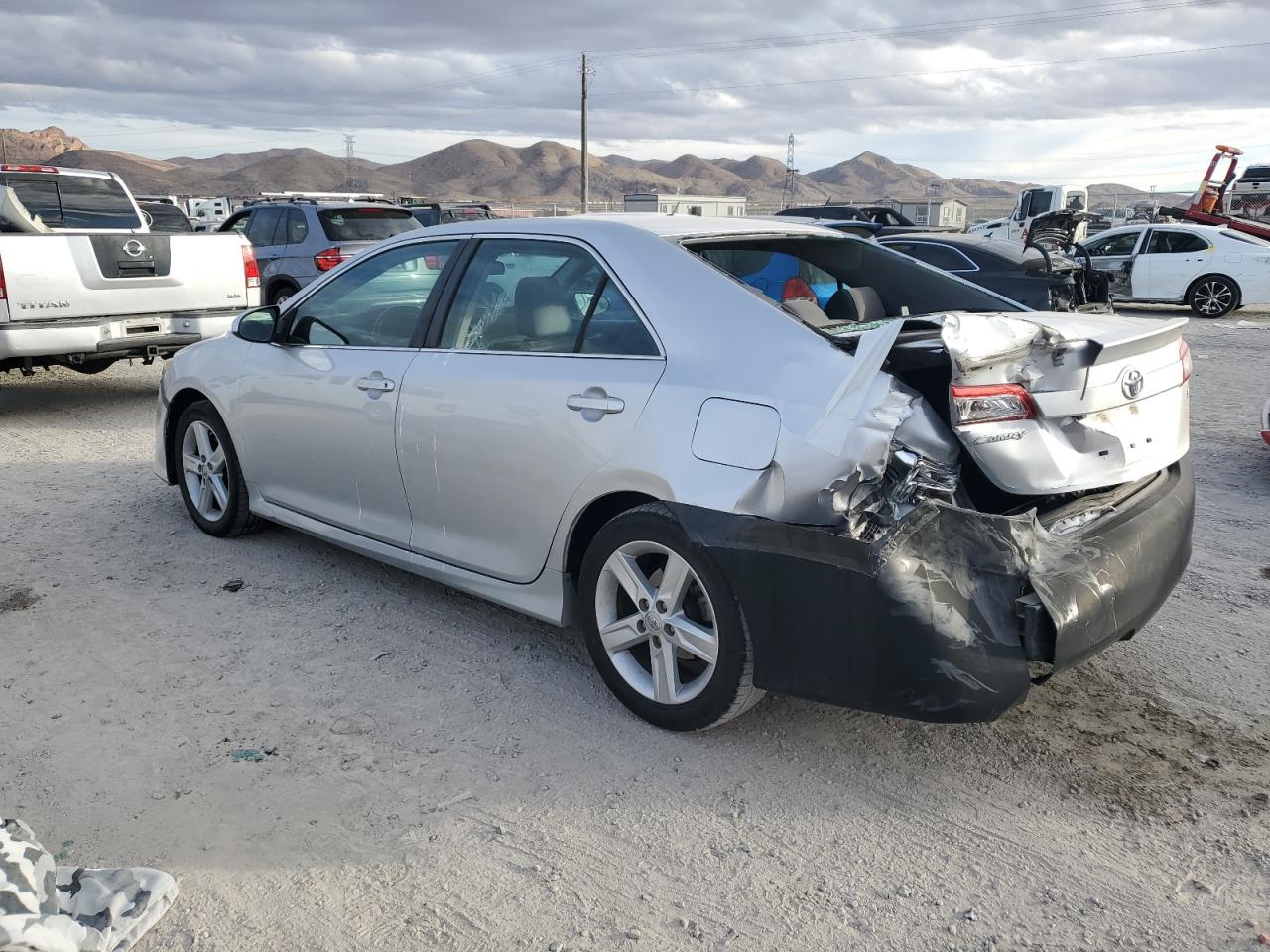 2014 Toyota Camry L vin: 4T1BF1FK5EU454889