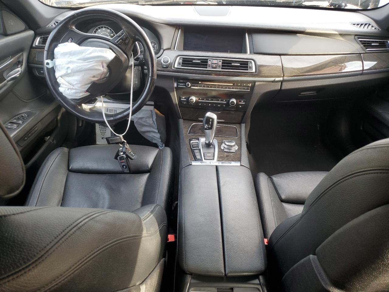 WBAYF4C59DDE23724 2013 BMW 740 Lxi