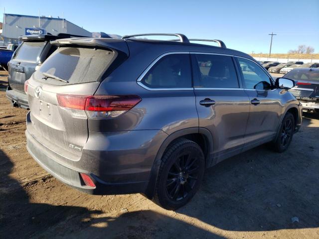 VIN 5TDJZRFH7KS574655 2019 Toyota Highlander, SE no.3