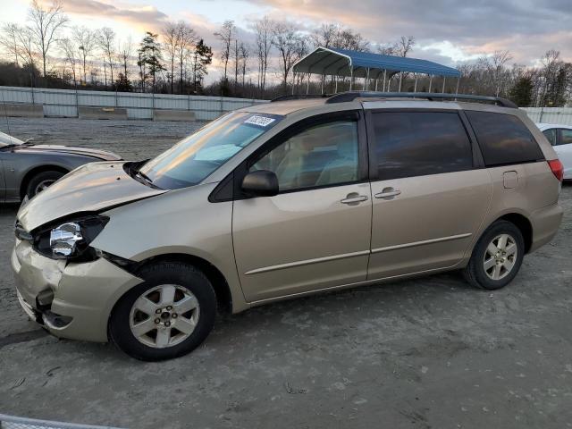 2004 Toyota Sienna CE