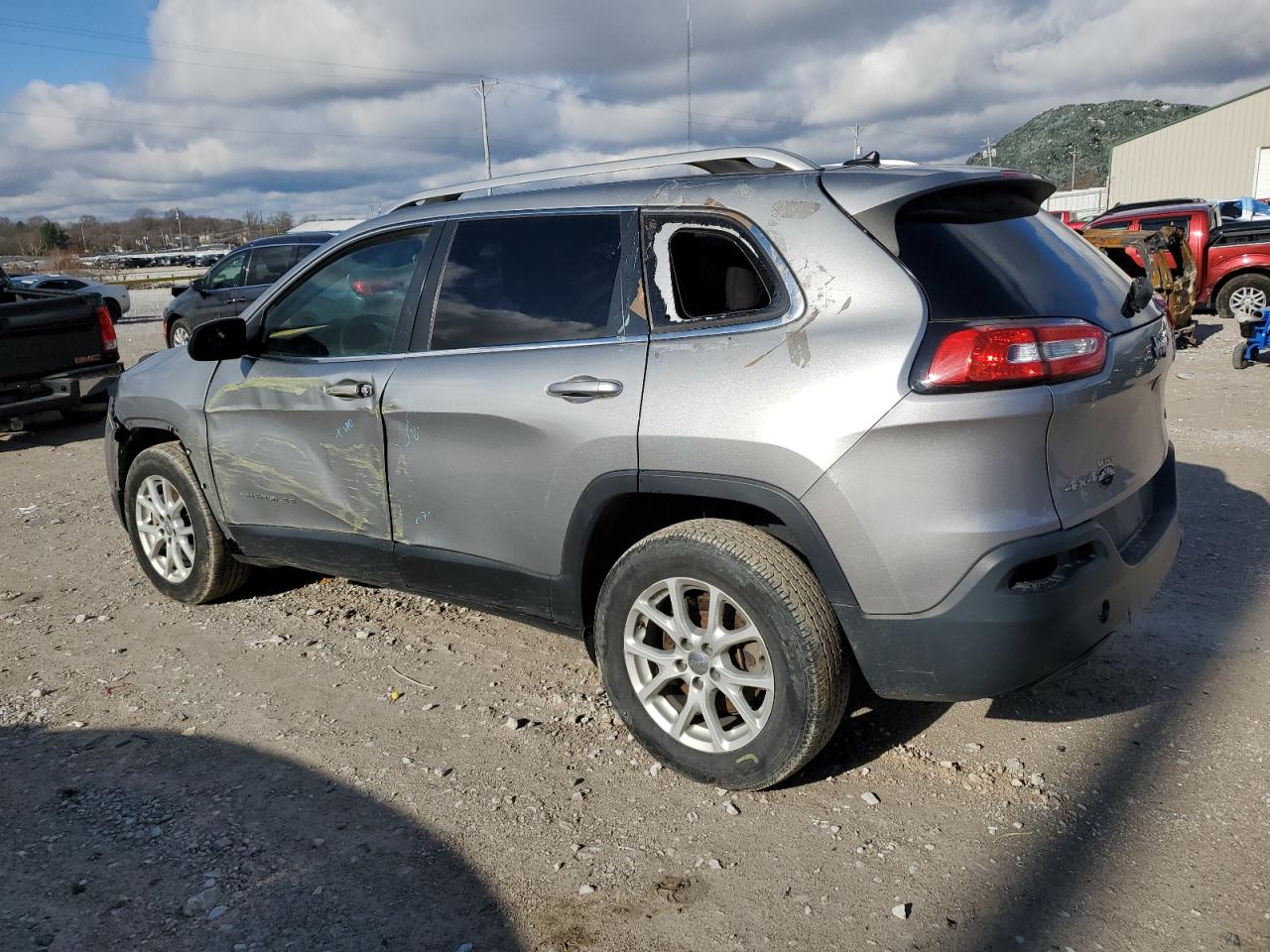 1C4PJMCB6FW784903 2015 Jeep Cherokee Latitude