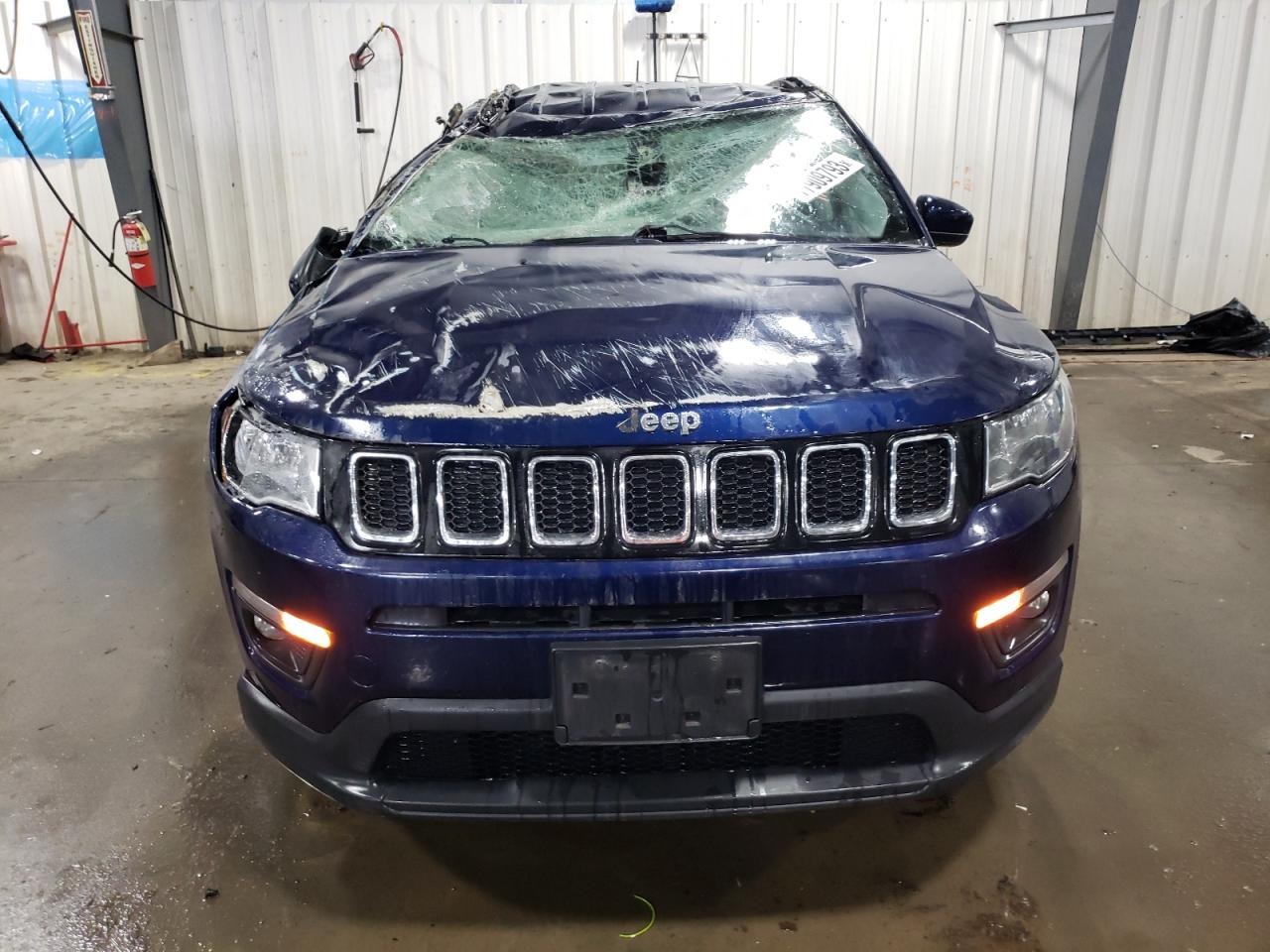 2019 Jeep Compass Latitude vin: 3C4NJDBB8KT628578