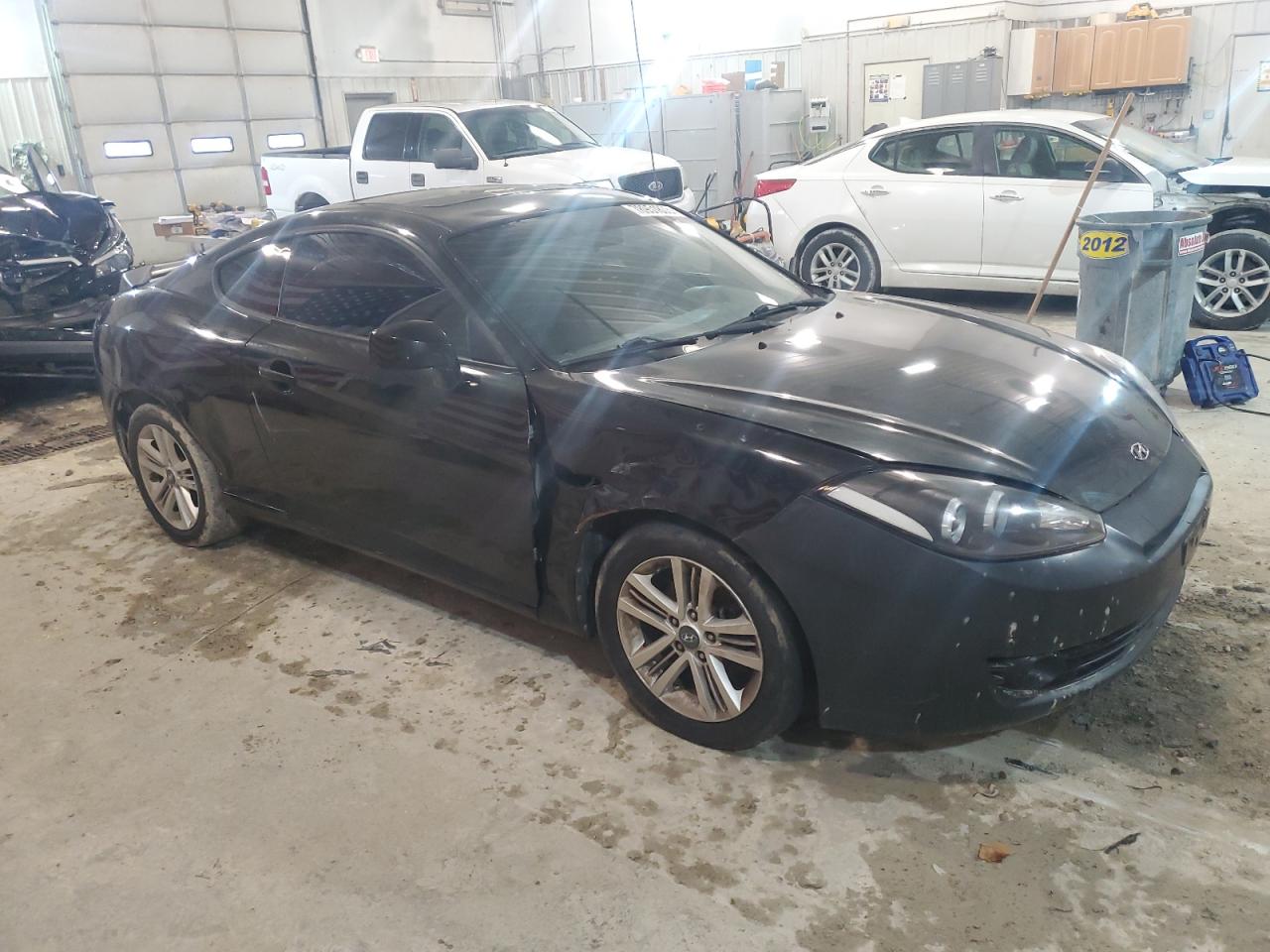 KMHHM66D28U266463 2008 Hyundai Tiburon Gs