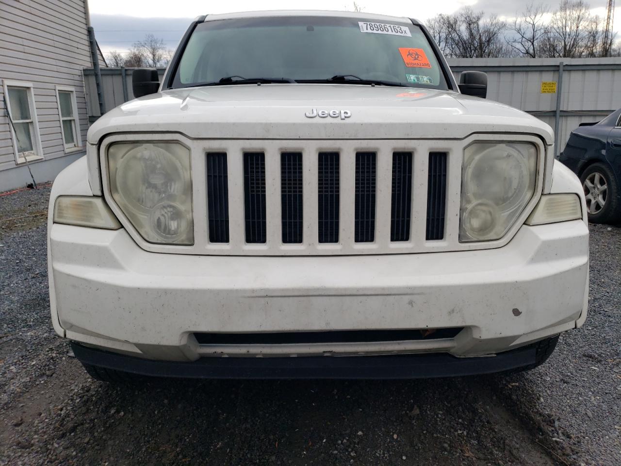 1J8GN28K69W523303 2009 Jeep Liberty Sport