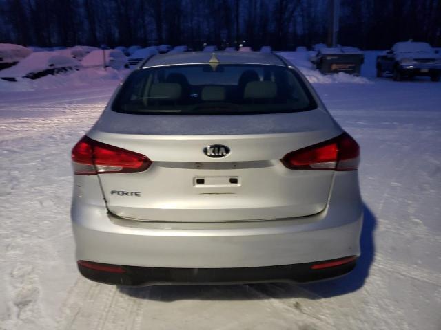 3KPFK4A71JE234373 | 2018 KIA FORTE LX