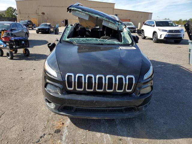 2016 Jeep Cherokee Latitude VIN: 1C4PJLCS0GW136517 Lot: 81109303