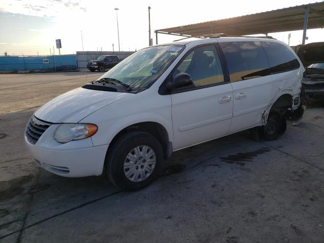 2007 Chrysler Town & Country LX