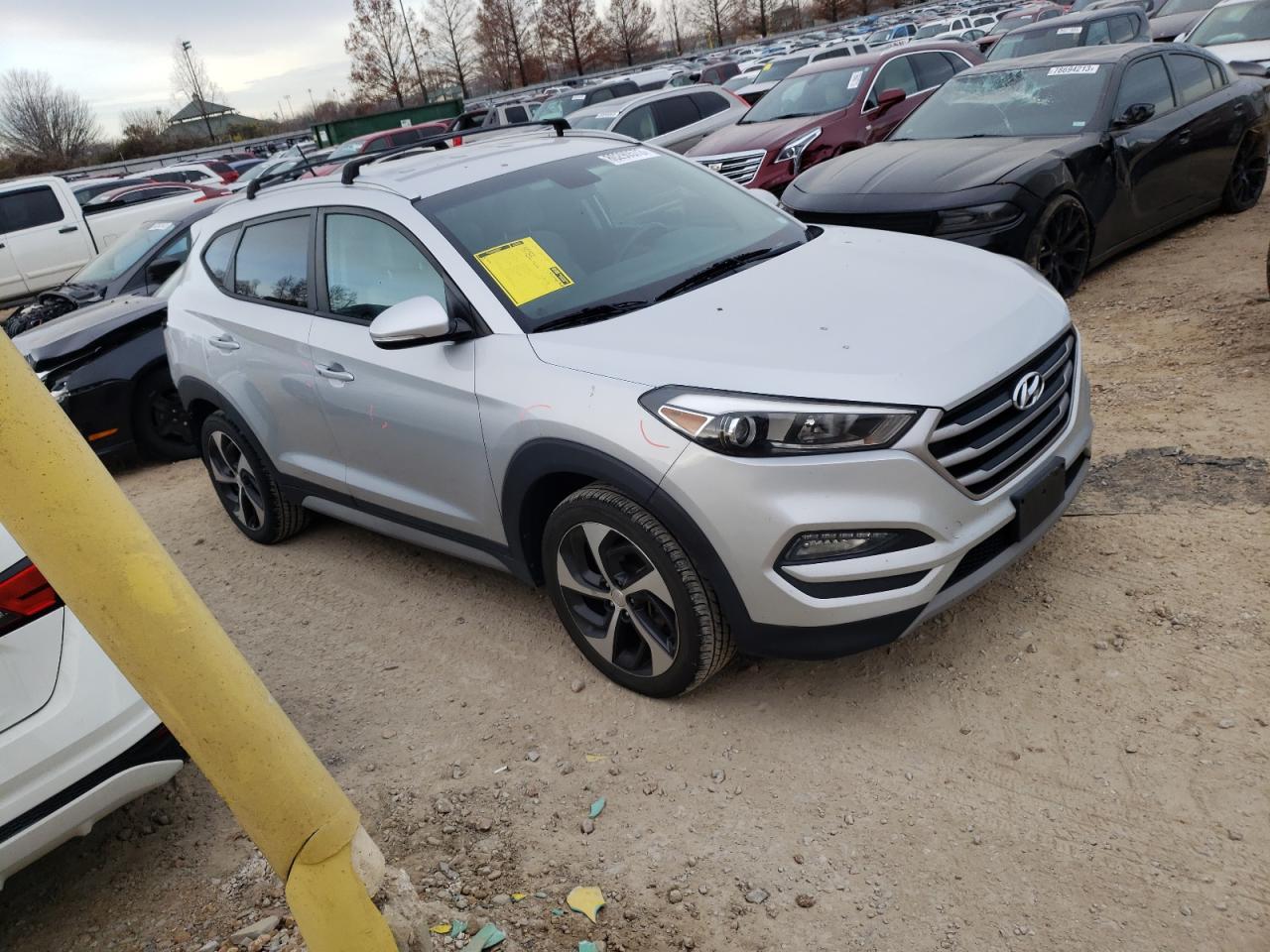 KM8J3CA24HU447721 2017 Hyundai Tucson Limited