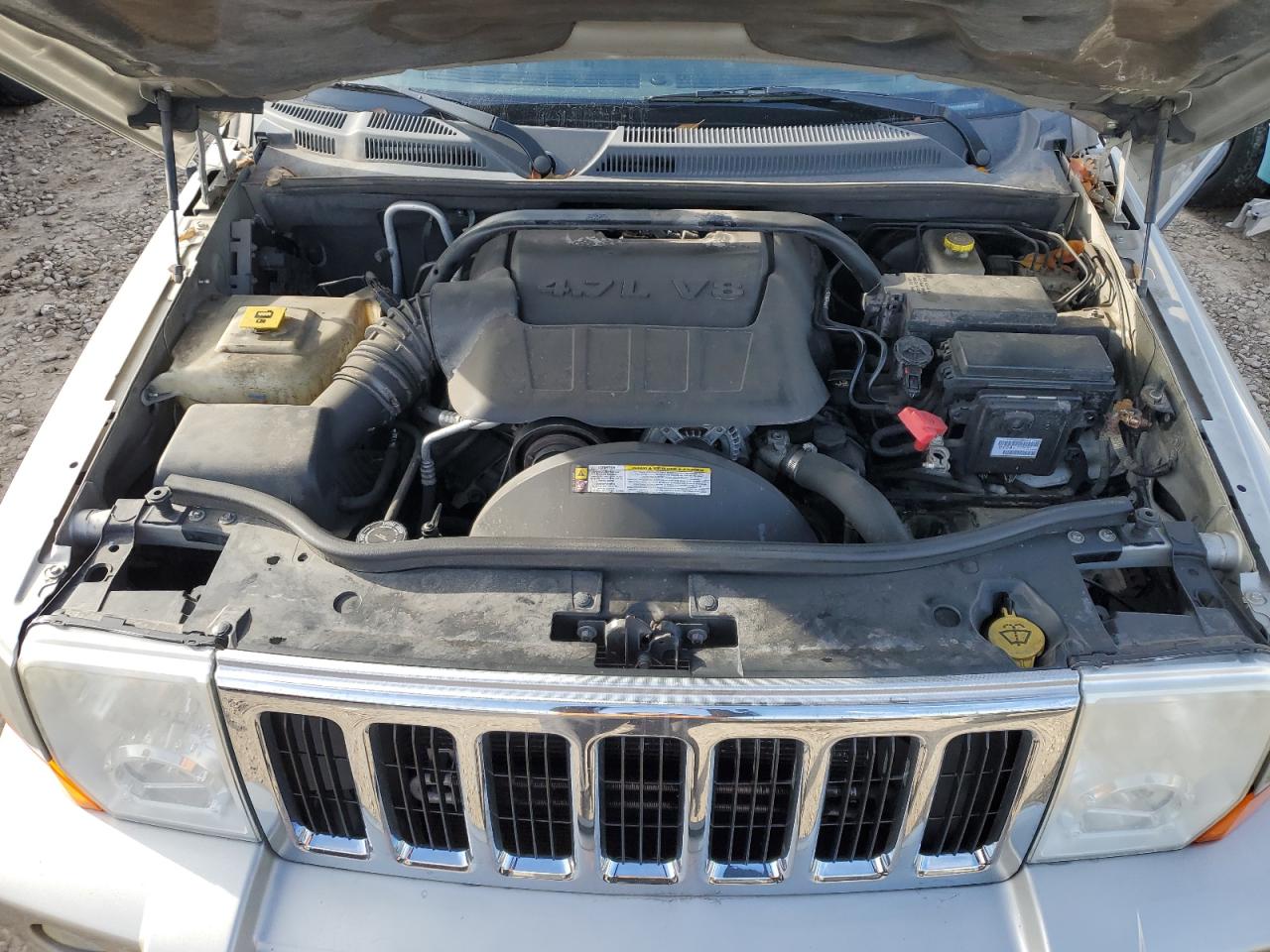 1j8hg48n48c241598 1J8HG48N48C241598 2008 Jeep Commander Sport
