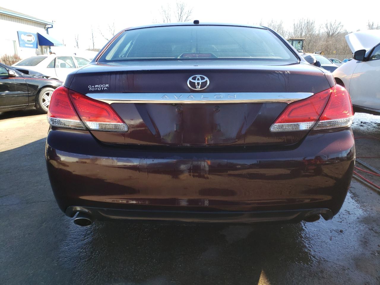 Lot #2339940659 2011 TOYOTA AVALON BAS