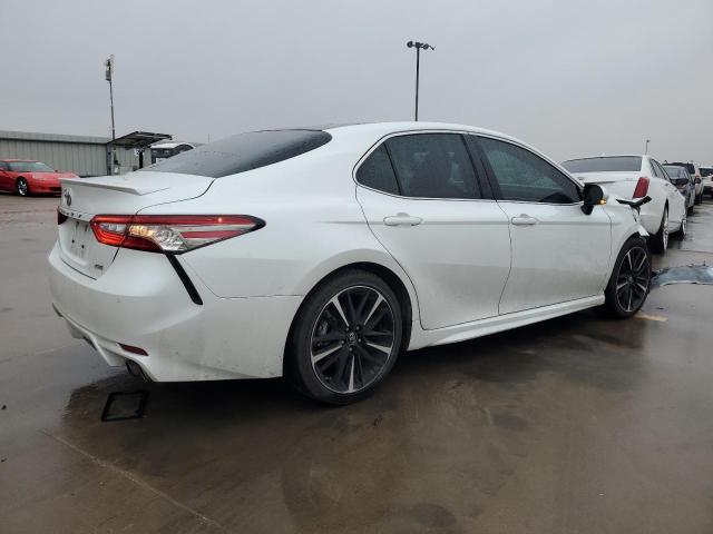 4T1B61HK3JU158213 | 2018 TOYOTA CAMRY XSE