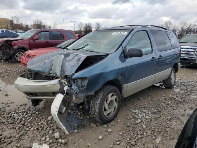 2000 Toyota Sienna LE