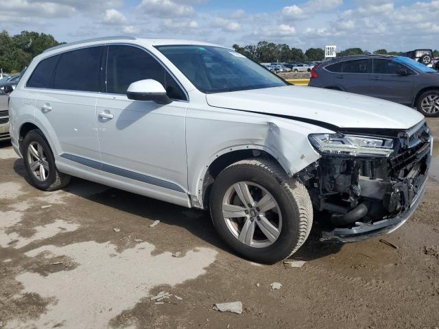 VIN WA1LHAF72KD025441 2019 Audi Q7, Premium Plus no.4