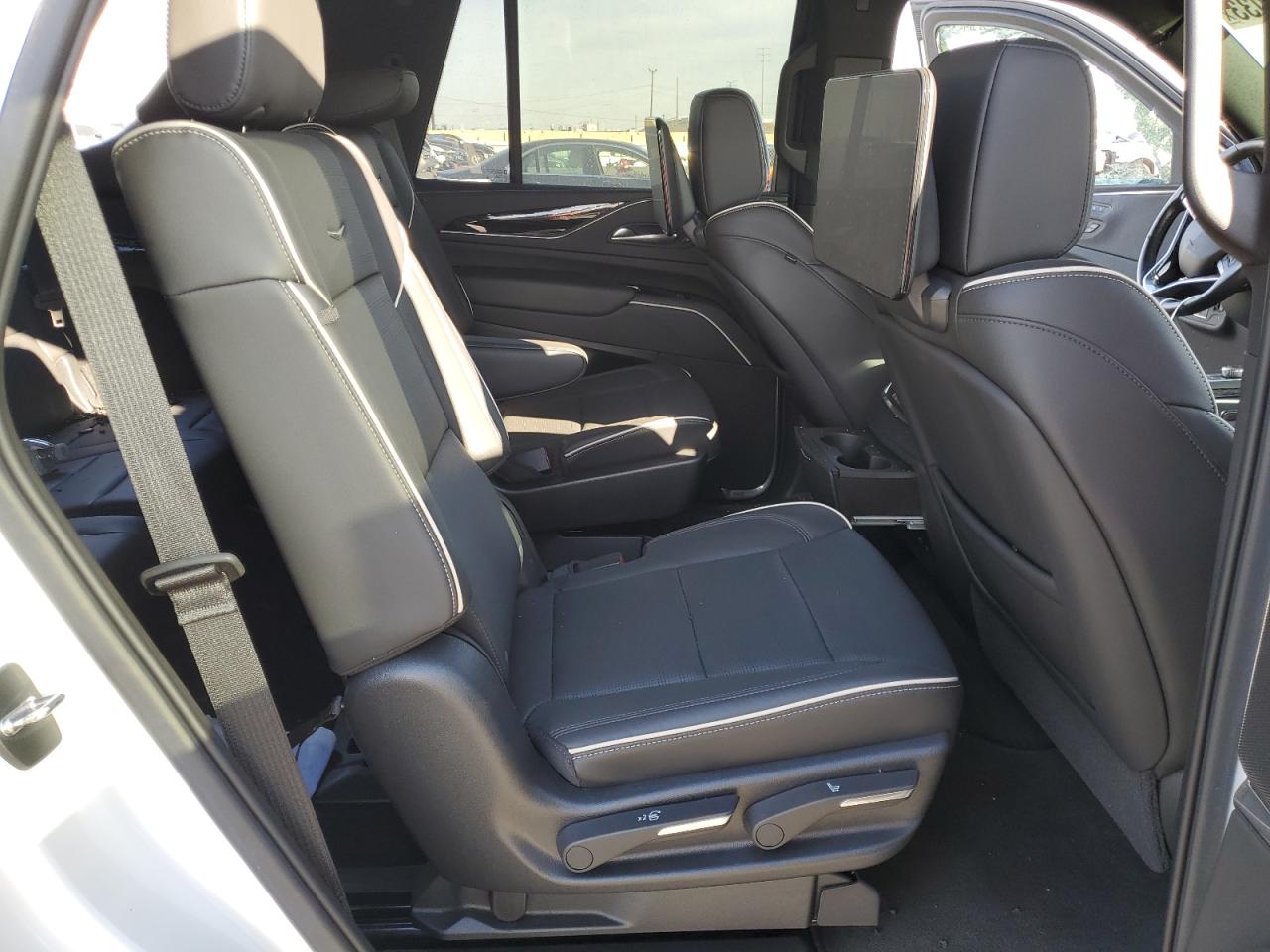 1gys3fkl0mr294800 1GYS3FKL0MR294800 2021 Cadillac Escalade Sport