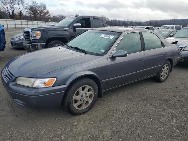 1999 Toyota Camry LE