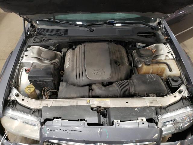 2010 Chrysler 300 - Image 11