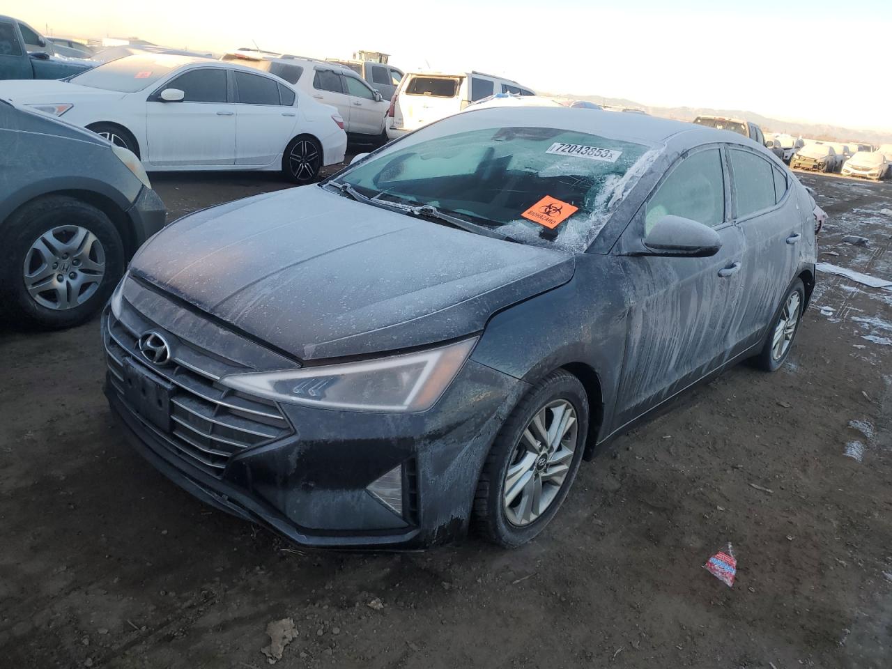 2020 HYUNDAI ELANTRA SE  (VIN: 5NPD84LF1LH562093)