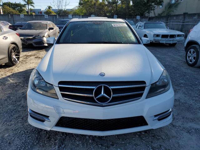 VIN WDDGF4HB9DA864061 2013 Mercedes-Benz C-Class, 250 no.5