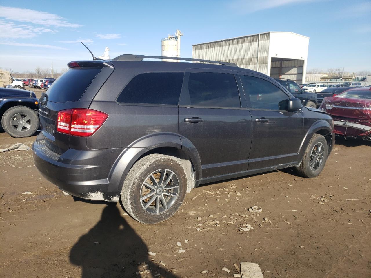 2018 Dodge Journey Se vin: 3C4PDCABXJT158404