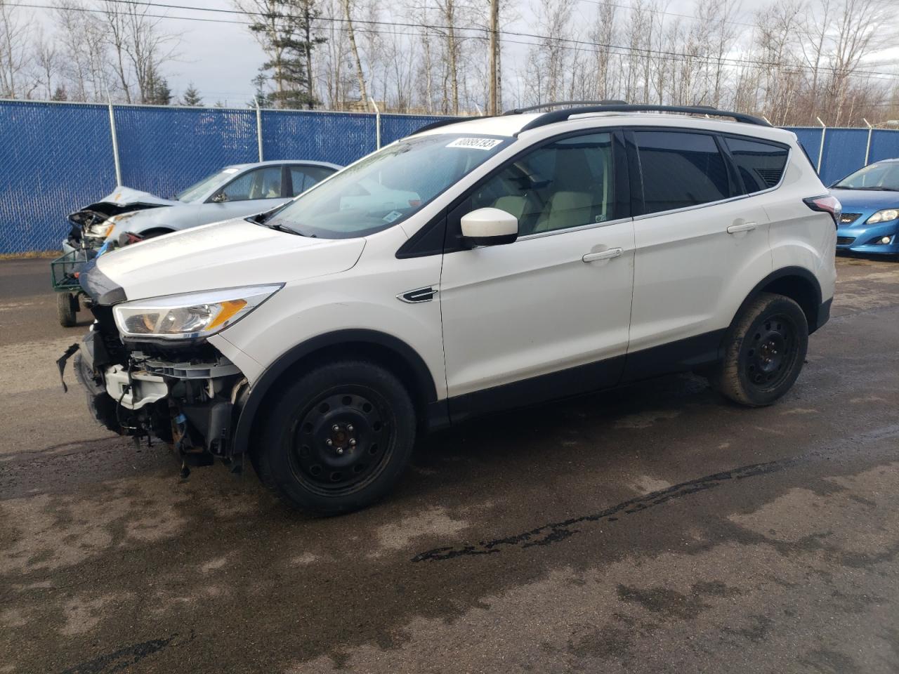 1FMCU9GD9JUD24326 2018 Ford Escape Se