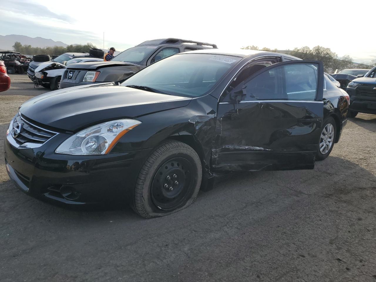 2012 Nissan Altima Base vin: 1N4AL2AP5CN472436