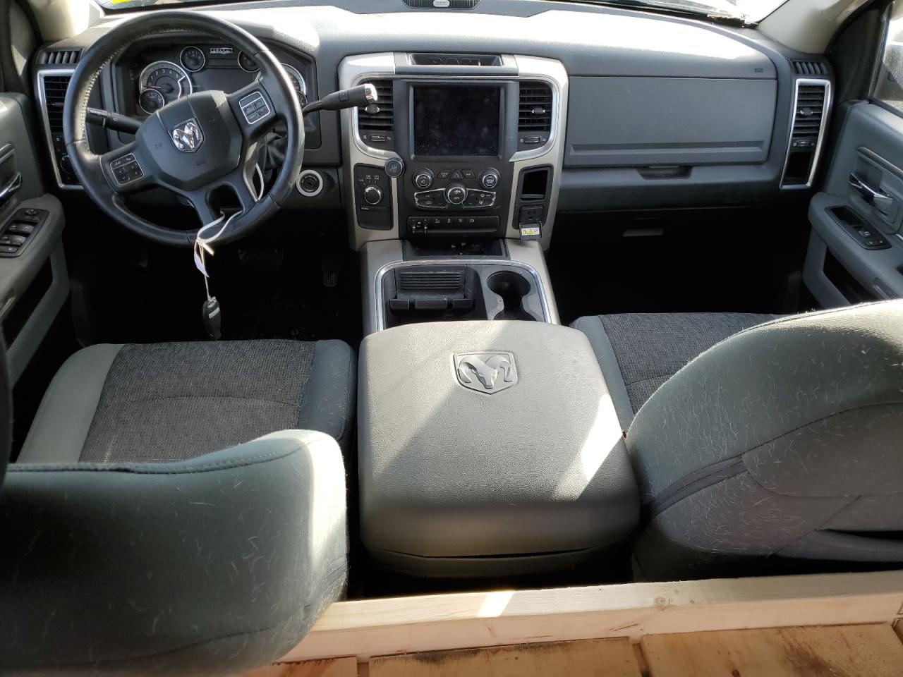 3C63RRLLXJG249973 2018 Ram 3500 Slt