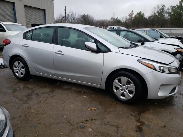 3KPFL4A72HE081140 | 2017 KIA FORTE LX