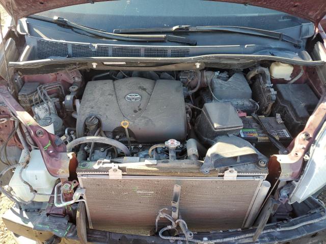 2017 Toyota Sienna - Image 12