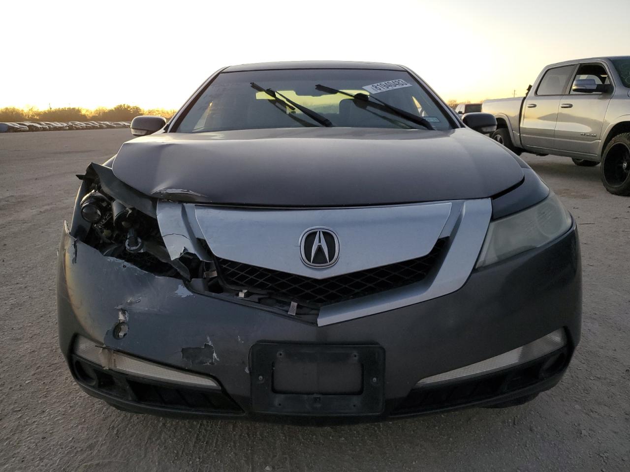 19UUA8F55AA000590 2010 Acura Tl