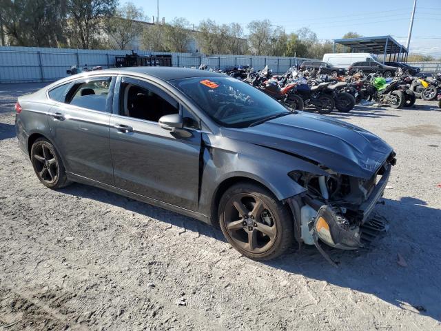 3FA6P0H9XFR114885 | 2015 FORD FUSION SE