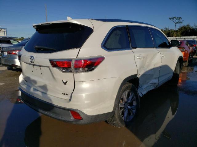 VIN 5TDKKRFH5FS117230 2015 Toyota Highlander, Xle no.3